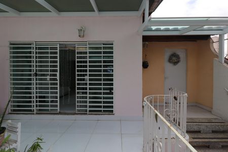 Casa à venda com 250m², 2 quartos e 3 vagasVaranda