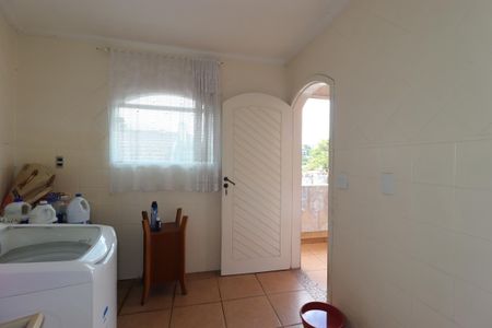 Casa à venda com 250m², 2 quartos e 3 vagasÁrea de Serviço