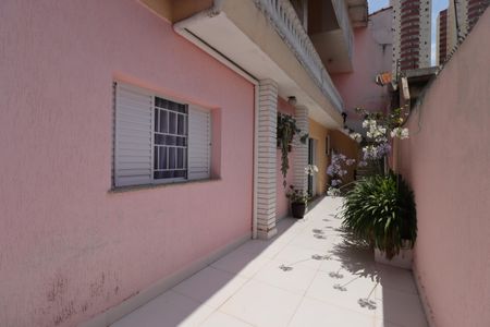 Casa à venda com 250m², 2 quartos e 3 vagasQuintal