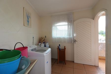 Casa à venda com 250m², 2 quartos e 3 vagasÁrea de Serviço