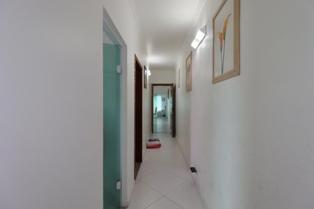 Casa à venda com 250m², 2 quartos e 3 vagasCorredor