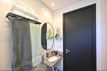 Apartamento à venda com 50m², 2 quartos e 1 vaga Apartamento à venda com 50m², 2 quartos e 1 vagaBanheiro da Suite