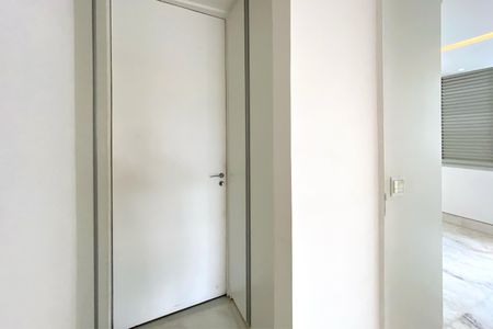 Apartamento à venda com 274m², 4 quartos e 3 vagasQuarto 