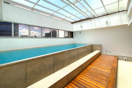 Apartamento à venda com 274m², 4 quartos e 3 vagasPiscina