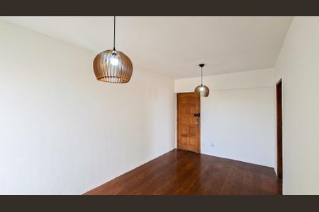 Sala de apartamento para alugar com 2 quartos, 65m² em Santa Ines, Belo Horizonte