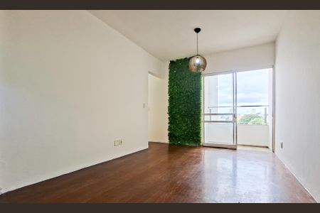 Sala de apartamento para alugar com 2 quartos, 65m² em Santa Ines, Belo Horizonte