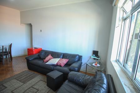 Apartamento para alugar com 90m², 2 quartos e sem vaga