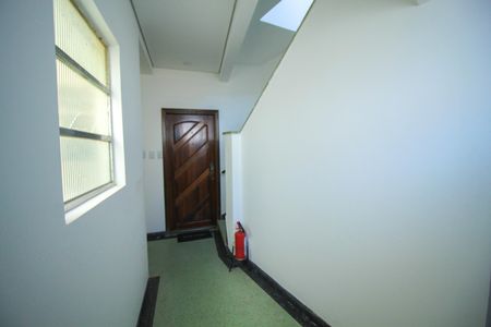 Apartamento para alugar com 90m², 2 quartos e sem vaga