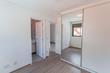 Apartamento à venda com 70m², 2 quartos e 2 vagasSuíte 2