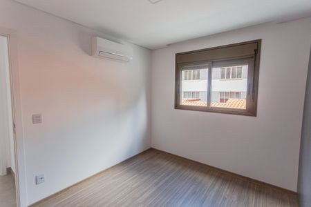 Apartamento à venda com 70m², 2 quartos e 2 vagasSuíte 1