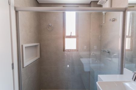 Apartamento à venda com 70m², 2 quartos e 2 vagasBanheiro da Suíte 1