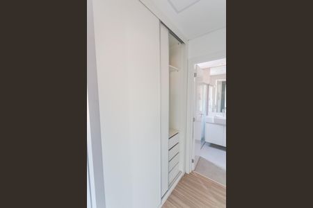 Apartamento à venda com 70m², 2 quartos e 2 vagasCloset da Suíte 1