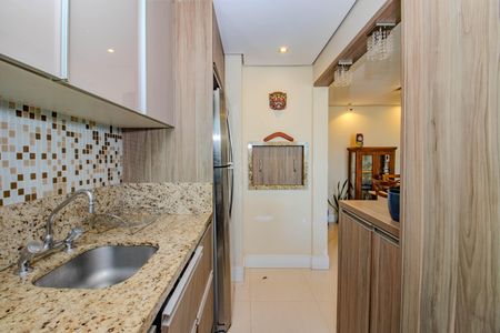 Apartamento para alugar com 80m², 3 quartos e 2 vagas Apartamento para alugar com 80m², 3 quartos e 2 vagasCozinha e Área de Serviço