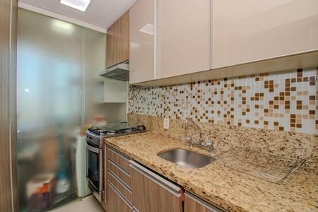 Apartamento para alugar com 80m², 3 quartos e 2 vagas Apartamento para alugar com 80m², 3 quartos e 2 vagasCozinha e Área de Serviço