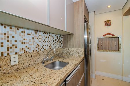 Apartamento para alugar com 80m², 3 quartos e 2 vagas Apartamento para alugar com 80m², 3 quartos e 2 vagasCozinha e Área de Serviço