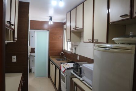 Apartamento à venda com 65m², 2 quartos e 1 vagaCozinha