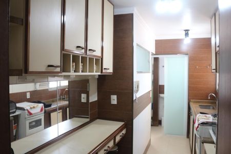 Apartamento à venda com 65m², 2 quartos e 1 vagaCozinha