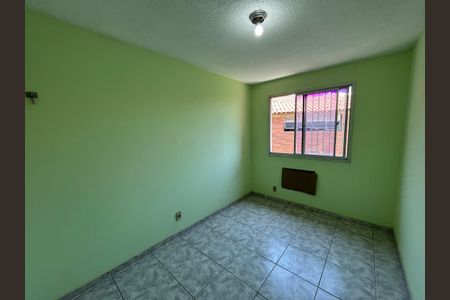 Quarto 1 de apartamento para alugar com 2 quartos, 55m² em Rocha Miranda, Rio de Janeiro