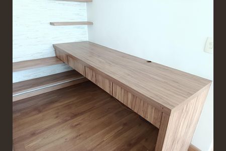 Apartamento para alugar com 115m², 3 quartos e 1 vagaEscritório