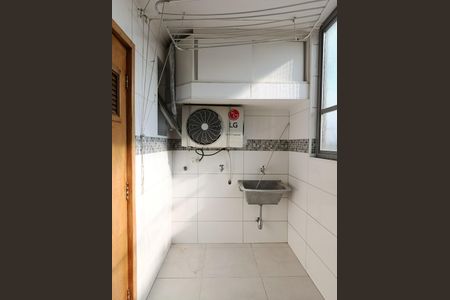 Apartamento para alugar com 115m², 3 quartos e 1 vagaÁrea de Serviço