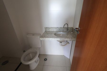Apartamento para alugar com 72m², 2 quartos e 1 vaga Apartamento para alugar com 72m², 2 quartos e 1 vagaBanheiro