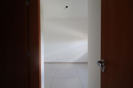 Apartamento para alugar com 72m², 2 quartos e 1 vaga Apartamento para alugar com 72m², 2 quartos e 1 vagaSuíte