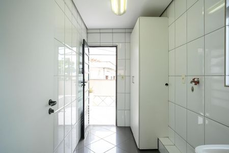 Casa para alugar com 290m², 3 quartos e 2 vagasÁrea de serviço