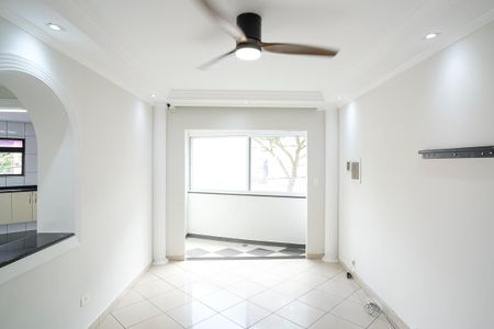 Casa para alugar com 290m², 3 quartos e 2 vagasSala