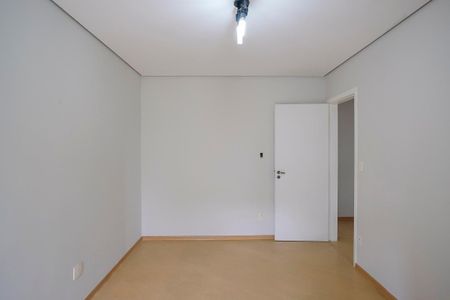 Casa para alugar com 290m², 3 quartos e 2 vagasSuíte 2