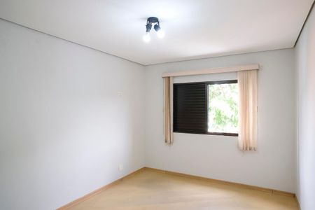 Casa para alugar com 290m², 3 quartos e 2 vagasSuíte 1