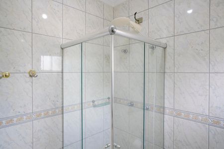 Casa para alugar com 290m², 3 quartos e 2 vagasBanheiro da suíte 1