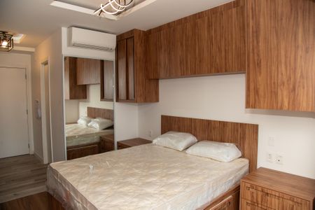 Studio à venda com 32m², 1 quarto e sem vaga Studio à venda com 32m², 1 quarto e sem vagaEstúdio