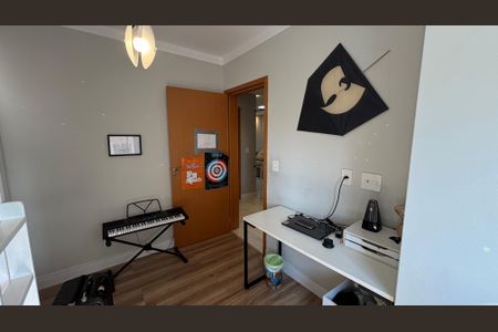 Apartamento à venda com 97m², 3 quartos e 2 vagasQuarto 1