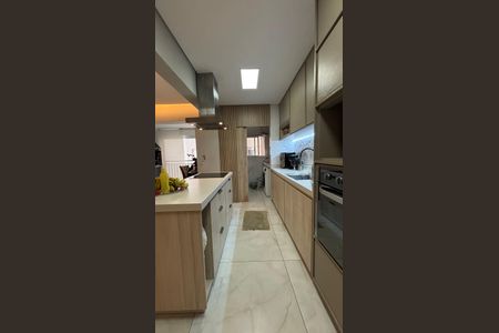 Apartamento à venda com 97m², 3 quartos e 2 vagasCozinha