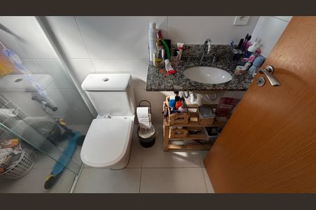 Apartamento à venda com 97m², 3 quartos e 2 vagasBanheiro da Suíte