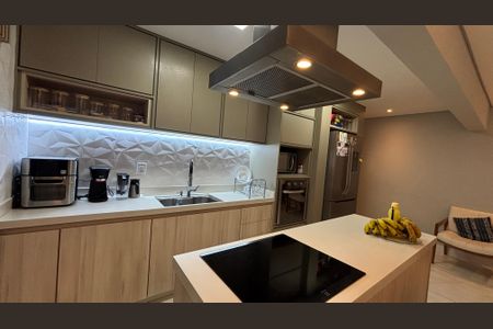 Apartamento à venda com 97m², 3 quartos e 2 vagasCozinha