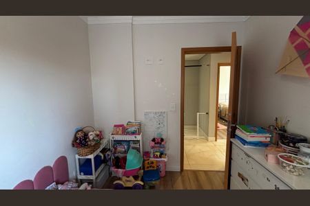 Apartamento à venda com 97m², 3 quartos e 2 vagasQuarto 2