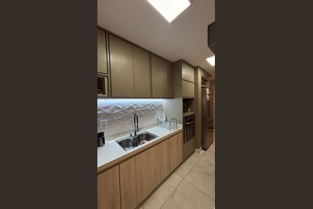 Apartamento à venda com 97m², 3 quartos e 2 vagasCozinha