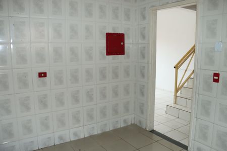 Casa de Condomínio para alugar com 2 quartos, 83m² em Jardim Petropolis, Cotia