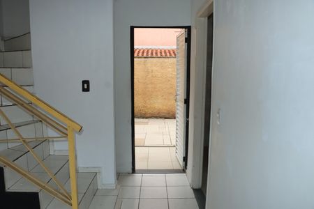 Casa de Condomínio para alugar com 2 quartos, 83m² em Jardim Petropolis, Cotia