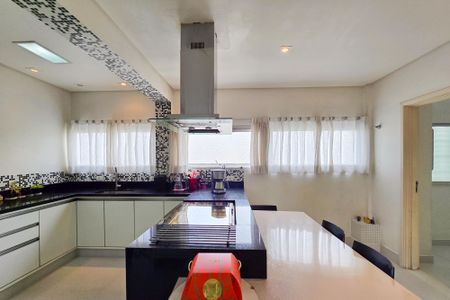 Apartamento à venda com 200m², 3 quartos e 1 vagaCozinha