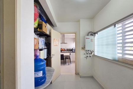 Apartamento à venda com 200m², 3 quartos e 1 vagaÁrea de Serviço