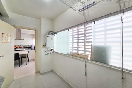 Apartamento à venda com 200m², 3 quartos e 1 vagaÁrea de Serviço