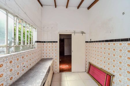 Casa à venda com 192m², 4 quartos e 2 vagasÁrea de Serviço