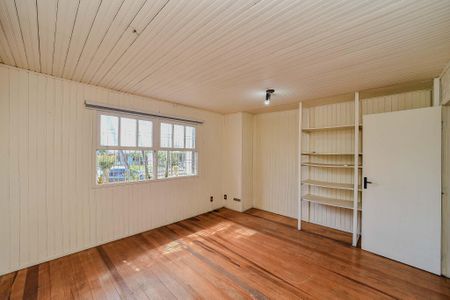 Suíte de casa à venda com 4 quartos, 192m² em Sarandi, Porto Alegre