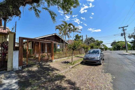 Casa à venda com 192m², 4 quartos e 2 vagasFachada