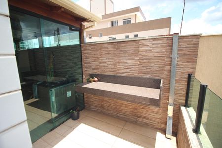 Apartamento à venda com 130m², 3 quartos e 2 vagasVaranda Quarto 2