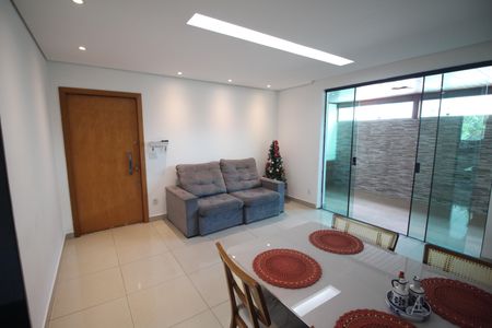 Sala de apartamento à venda com 3 quartos, 130m² em Diamante, Belo Horizonte