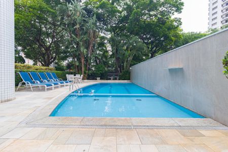 Apartamento à venda com 186m², 3 quartos e 4 vagas Apartamento à venda com 186m², 3 quartos e 4 vagasPiscina