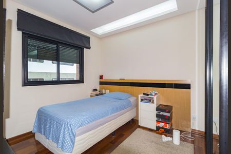 Apartamento à venda com 186m², 3 quartos e 4 vagas Apartamento à venda com 186m², 3 quartos e 4 vagasSuíte 1